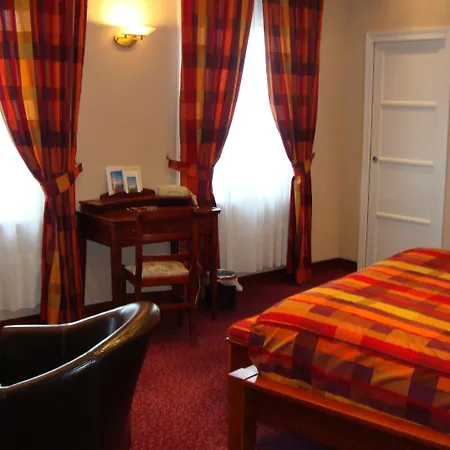 מלון Logis Borel 4*