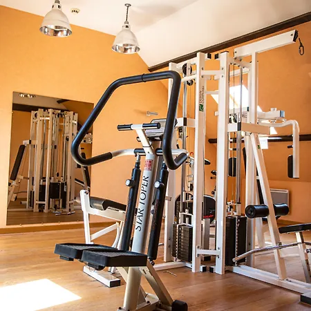 מלון Logis Borel Dunkirk