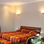 Logis Borel فندق