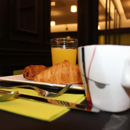 Logis Borel Hotel 4*