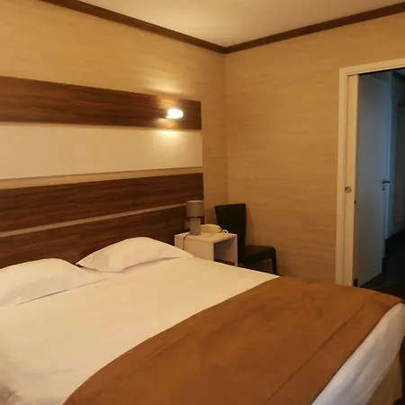 Hotel Logis Borel Dunkirk