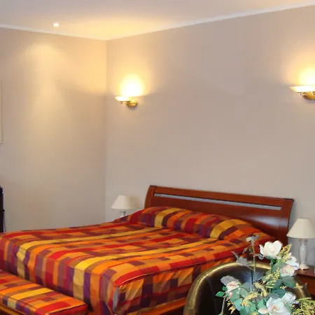 Logis Borel Hotel