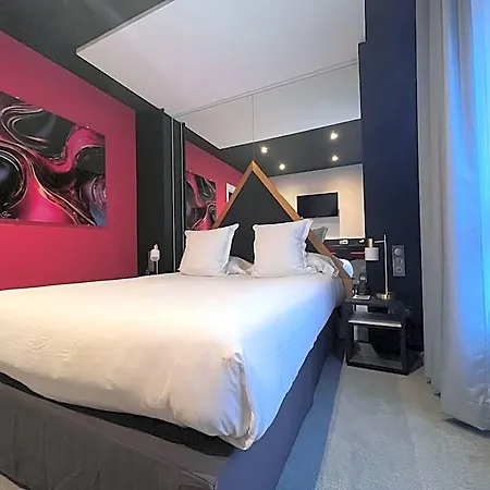 Hotel Logis Borel 4*